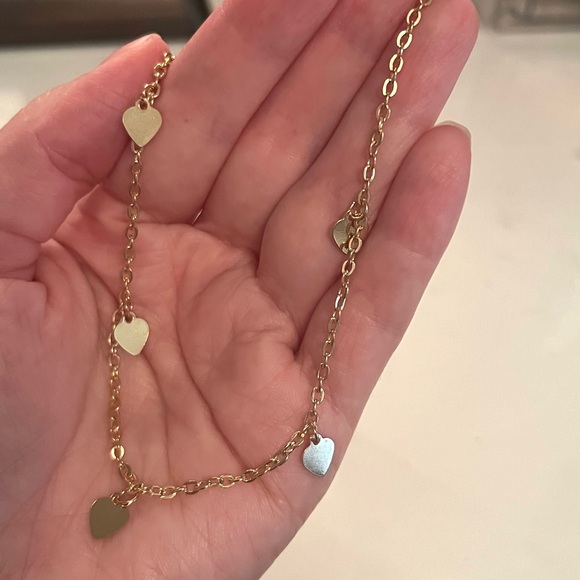 Gold Heart Charm Choker. - Picture 1 of 4